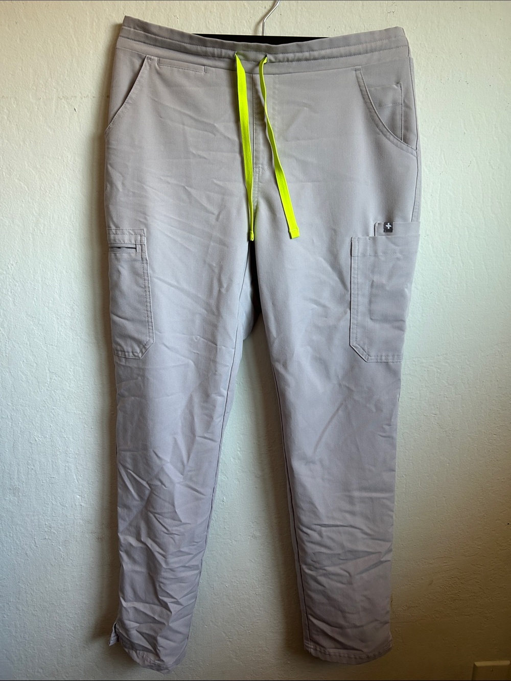 Figs Women's Slate Grey Straight Leg Pants size small